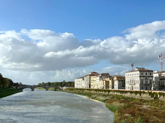 Romantica Residenza Sull'arno Apartamento Florencia